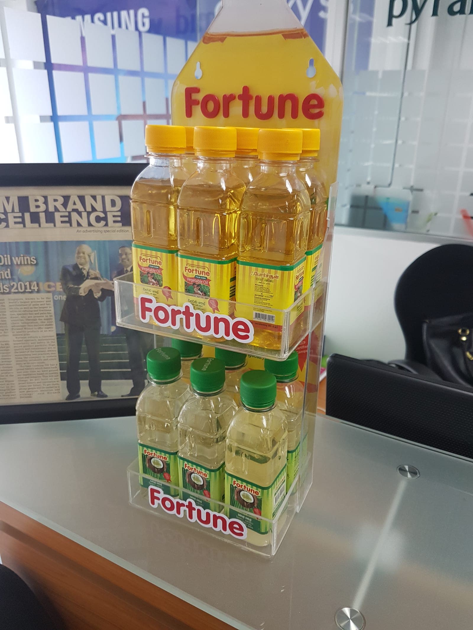Fortune cooking-oil counter-top product display stand